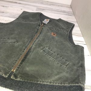 WWOT large men’s zip up carharrt vest. Minor wear!